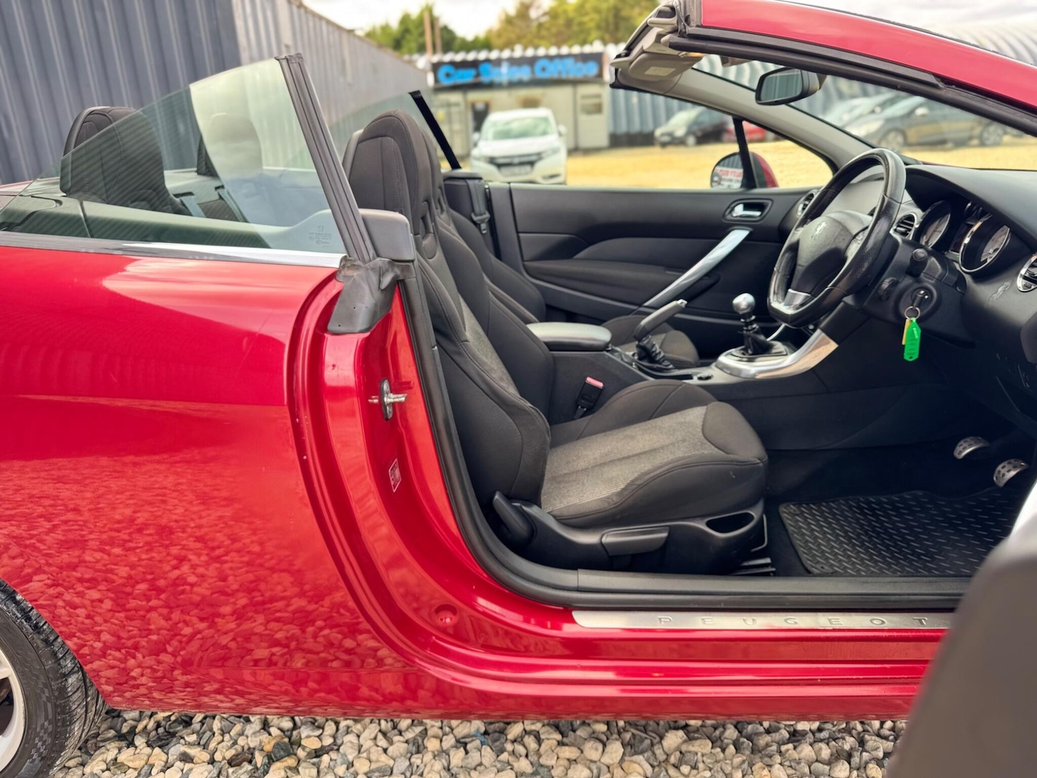 Used Peugeot 308 CC 2010 for sale - 76867031: Photo 24