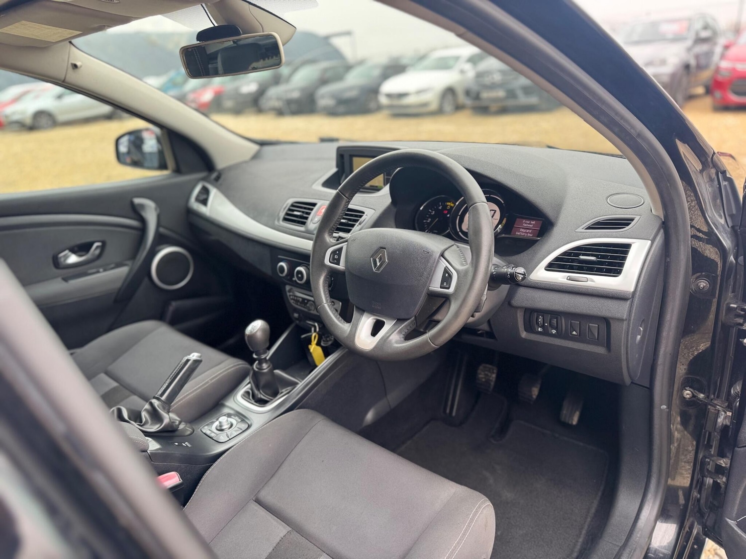 Used Renault Megane 2011 for sale - 77768814: Photo 12