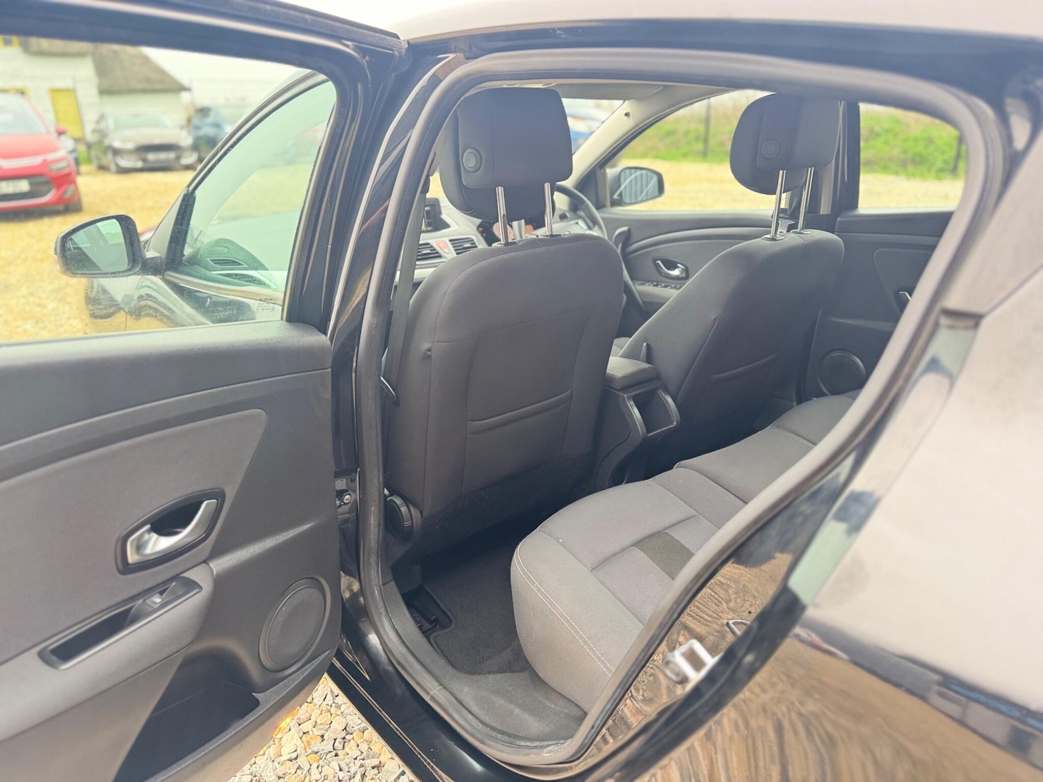 Used Renault Megane 2011 for sale - 77768814: Photo 16