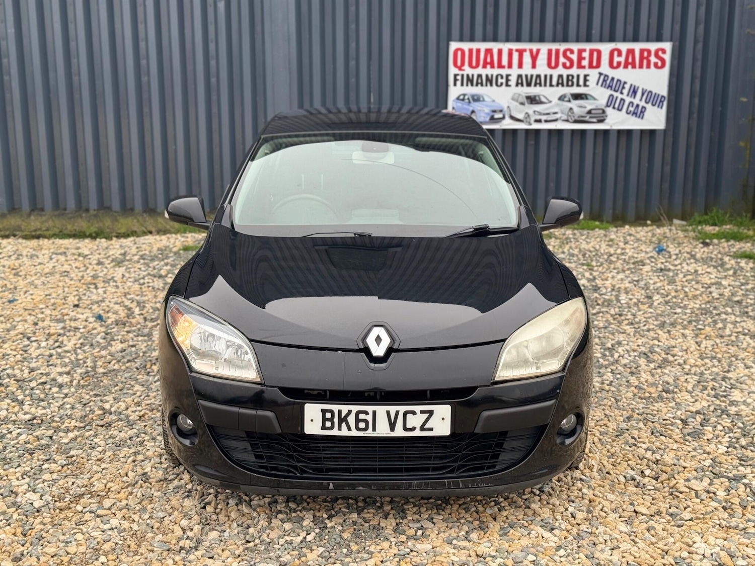 Used Renault Megane 2011 for sale - 77768814: Photo 2