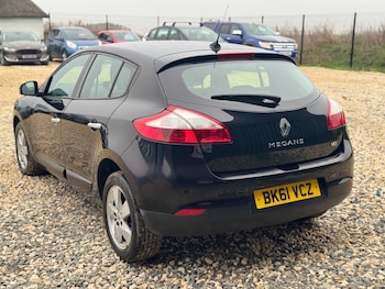 Used Renault Megane 2011 for sale - 77768814: Photo