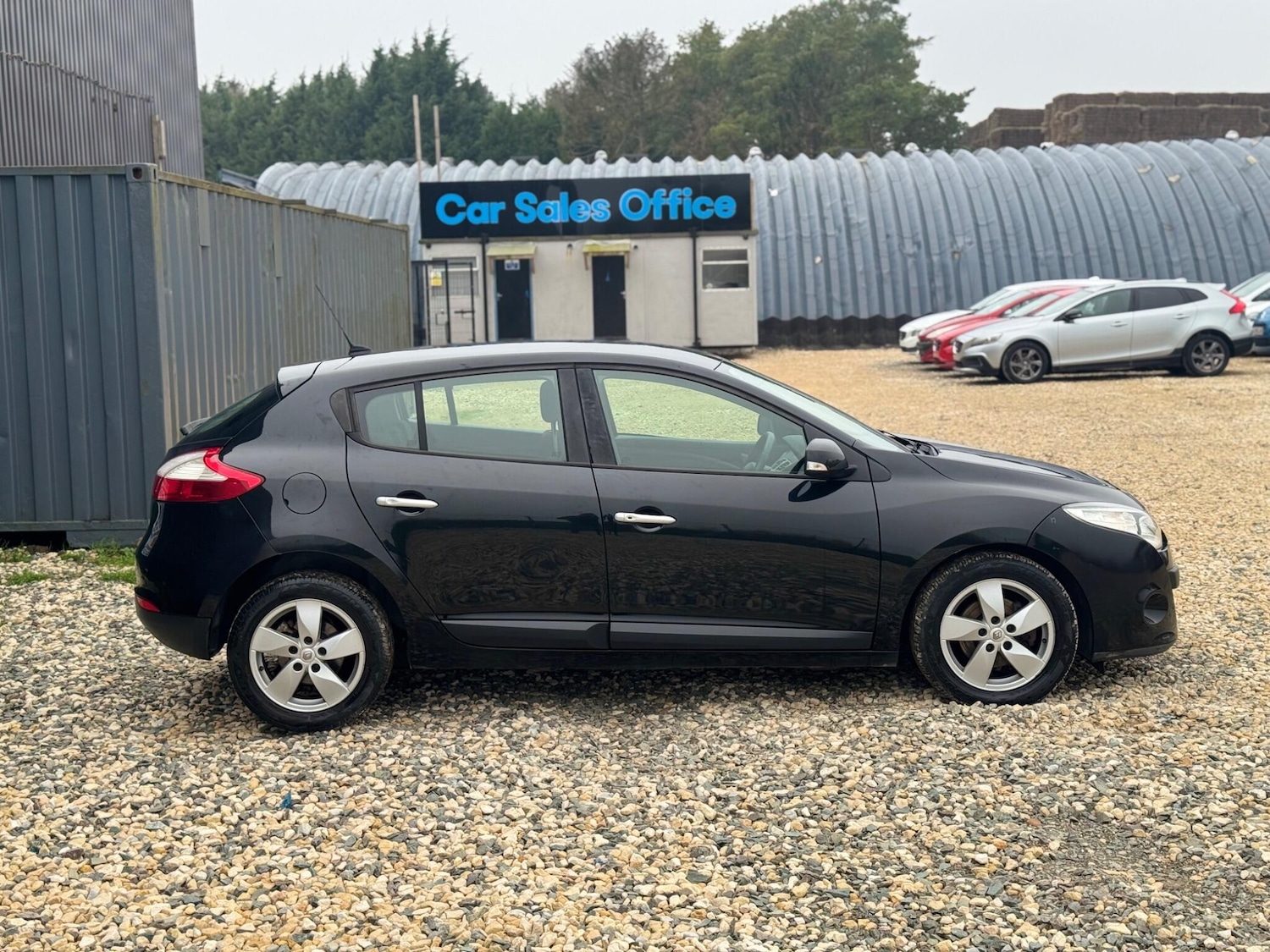 Used Renault Megane 2011 for sale - 77768814: Photo 9