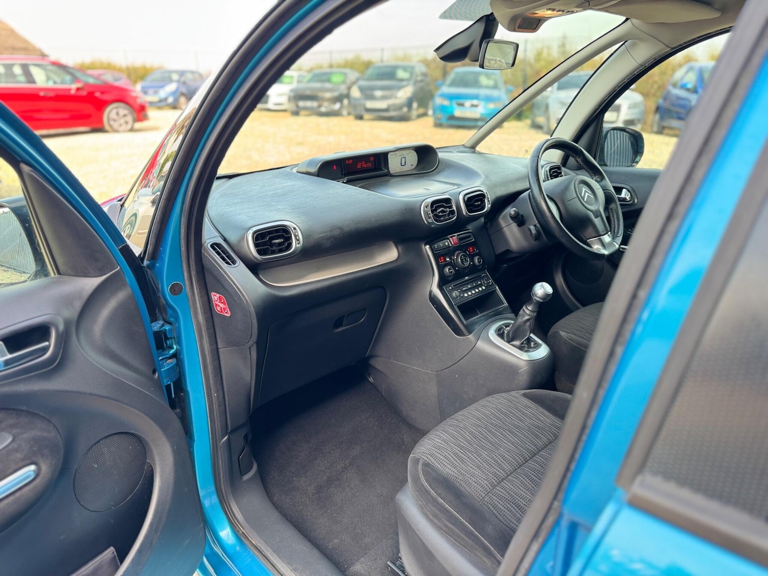 Used Citroen C3 Picasso 2009 for sale - 76607951: Photo 18