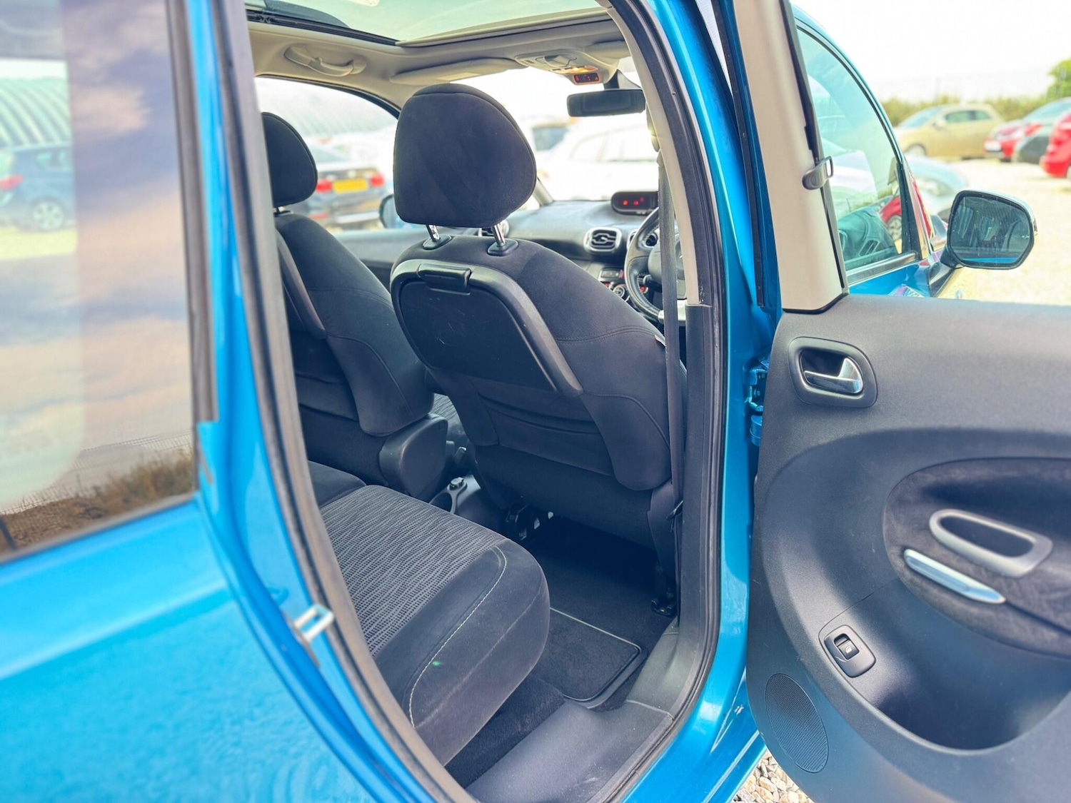 Used Citroen C3 Picasso 2009 for sale - 76607951: Photo 22