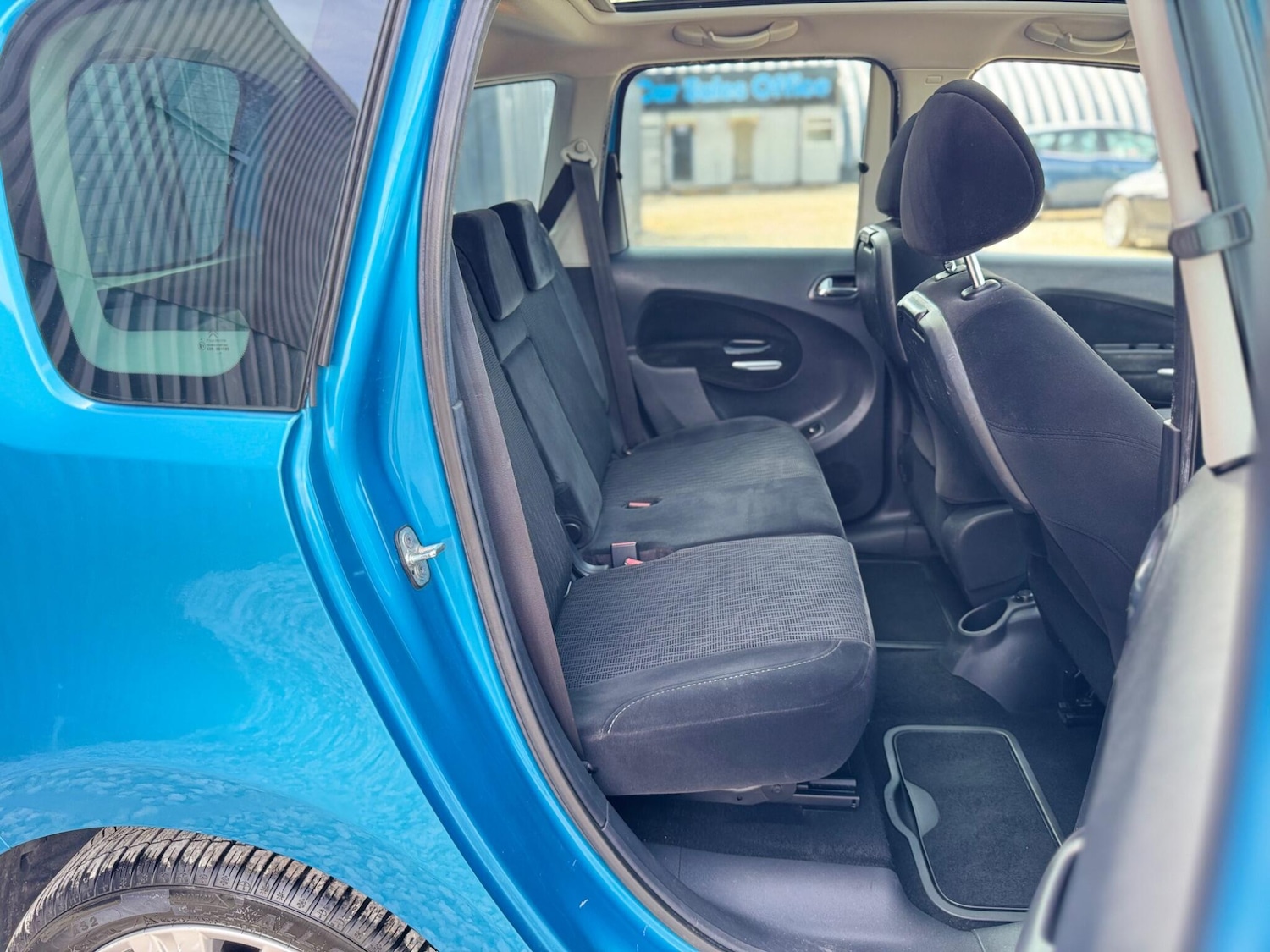 Used Citroen C3 Picasso 2009 for sale - 76607951: Photo 27