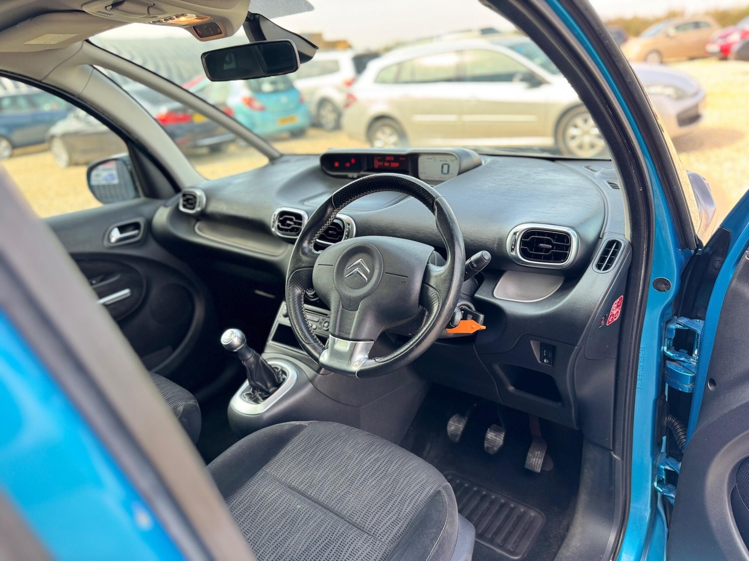 Used Citroen C3 Picasso 2009 for sale - 76607951: Photo 30