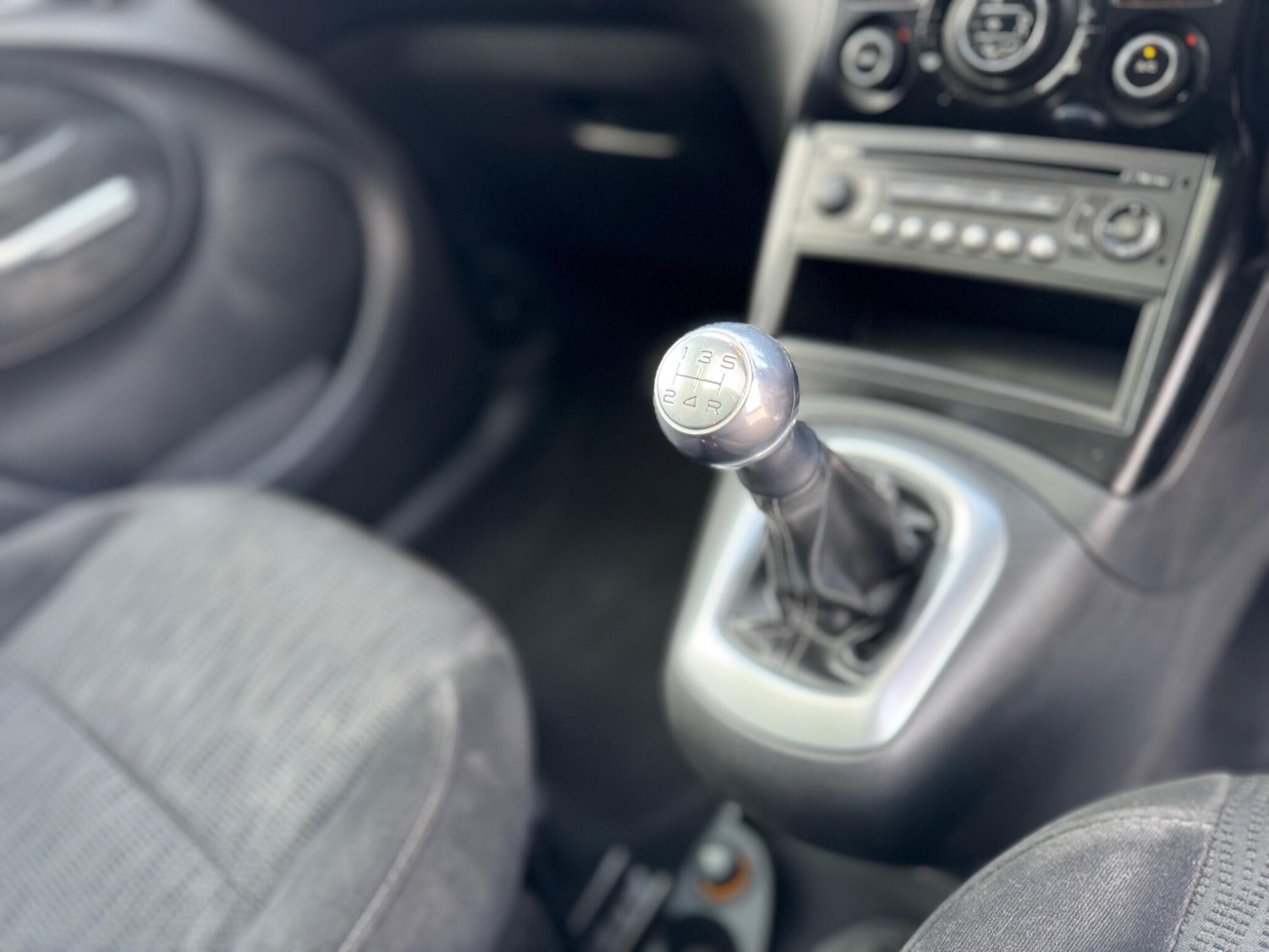 Used Citroen C3 Picasso 2009 for sale - 76607951: Photo 34