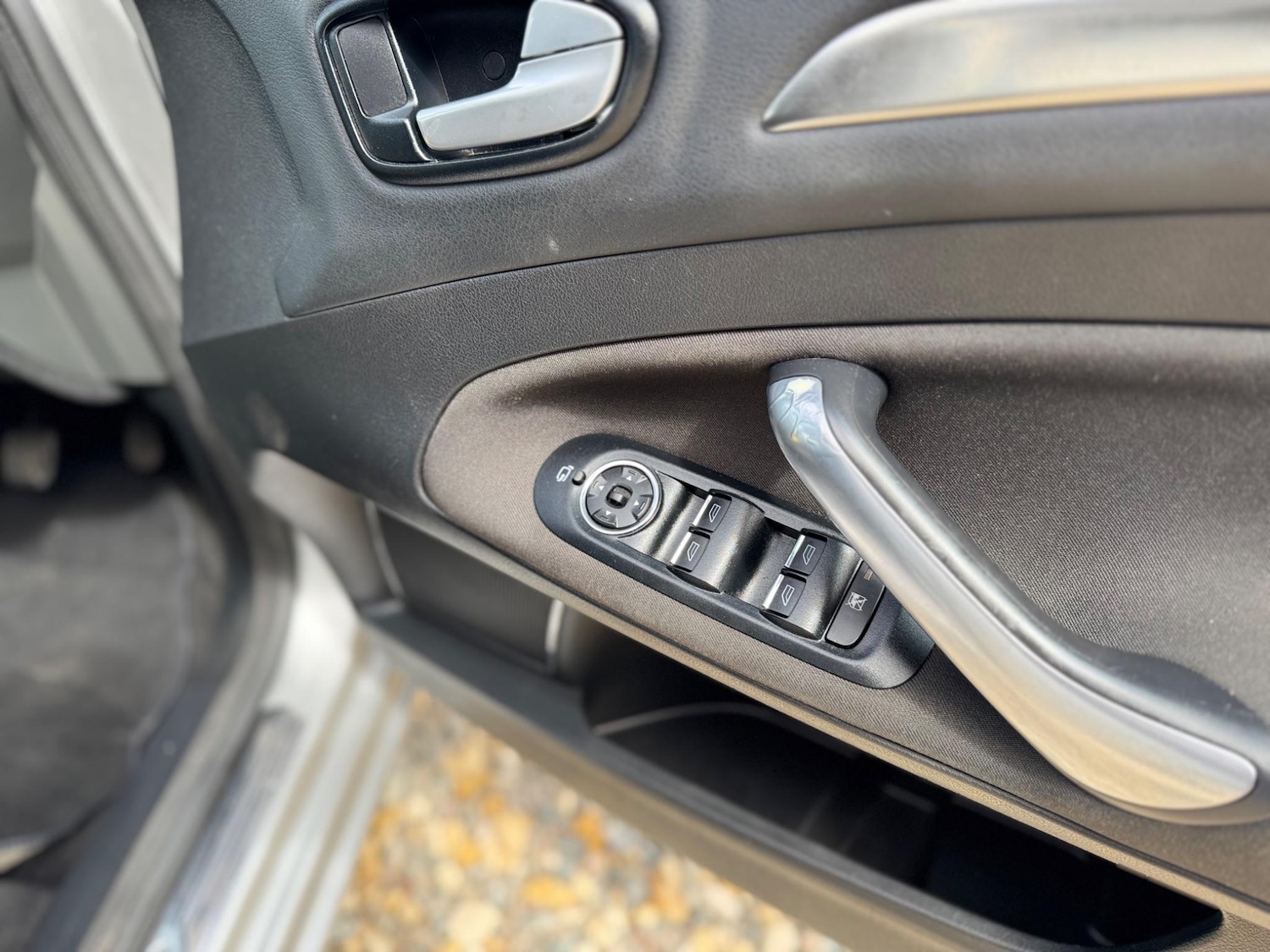 Used Ford Mondeo 2009 for sale - 76607931: Photo 31