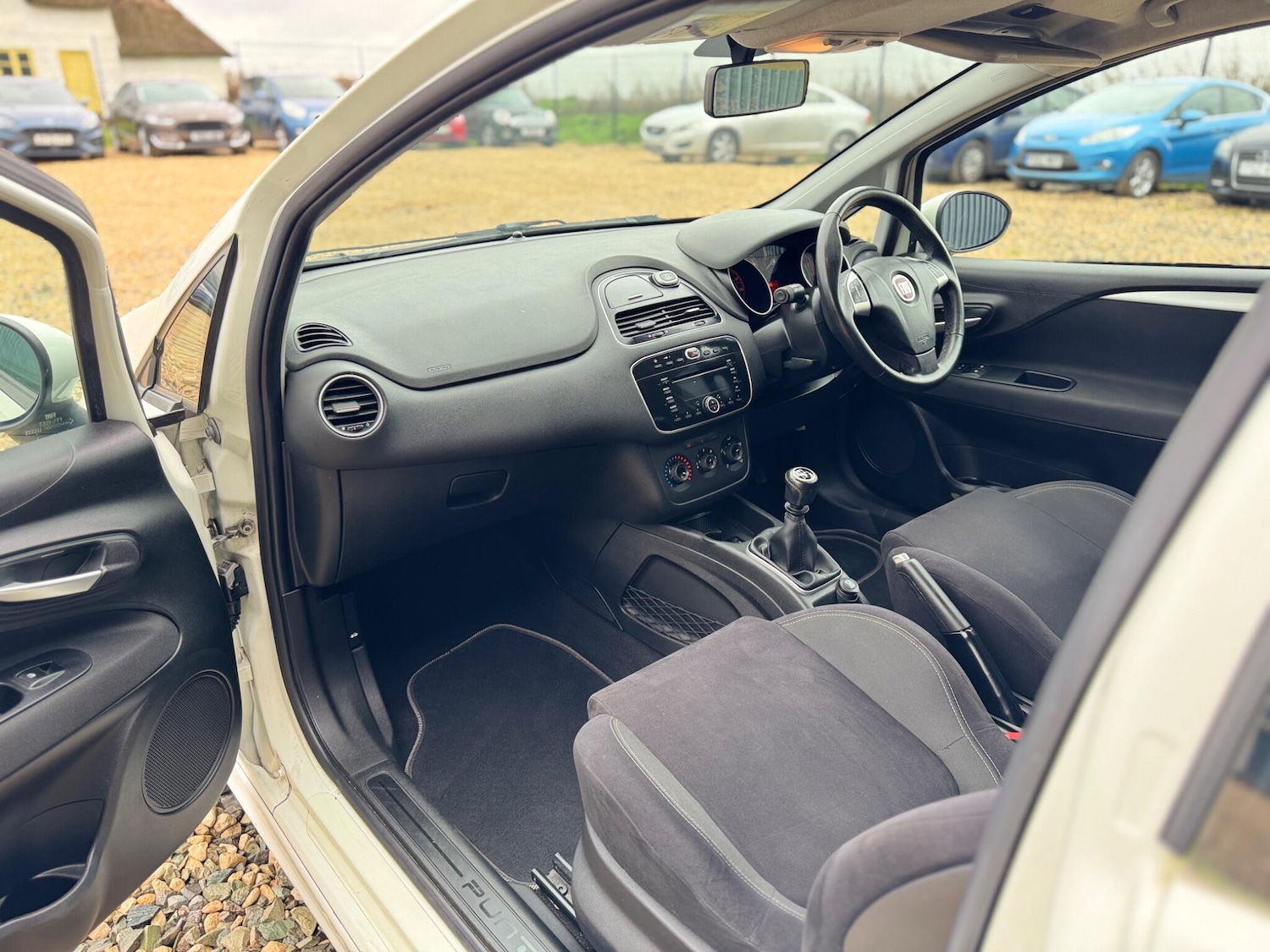 Used Fiat Punto 2014 for sale - 77524943: Photo 13