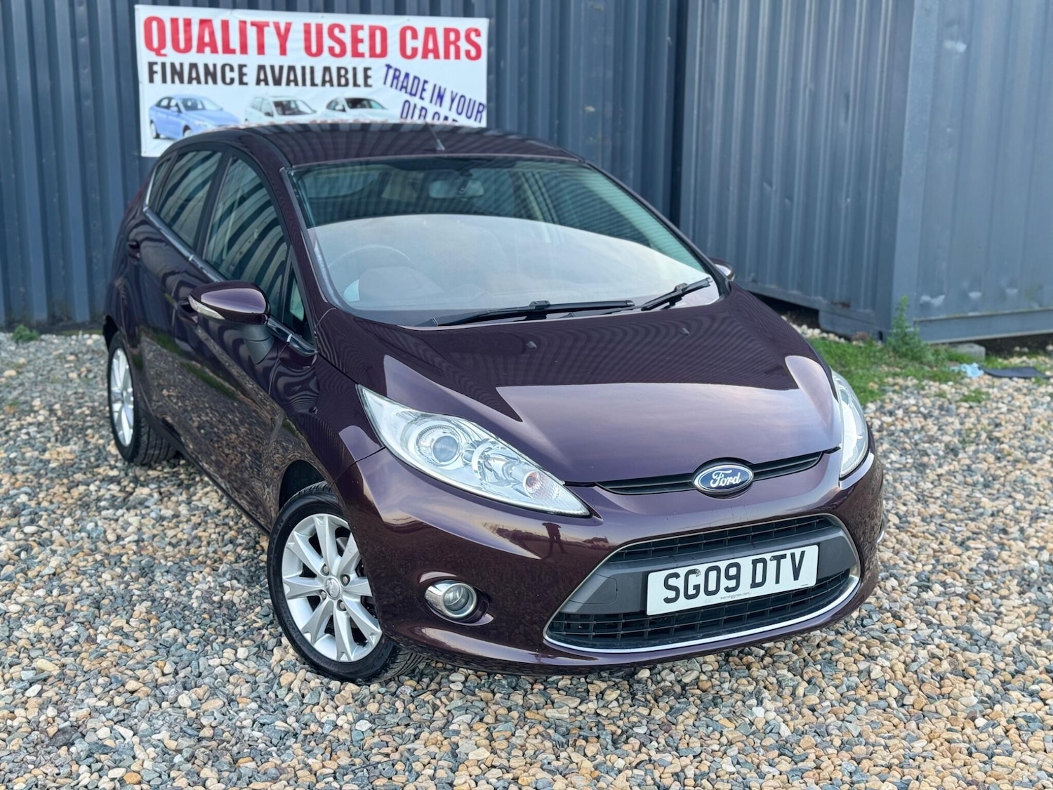 Used Ford Fiesta 2009 for sale - 76608229: Photo 1