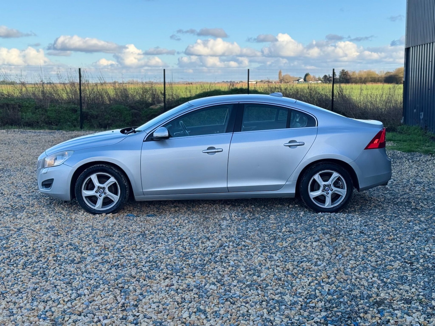 Used Volvo S60 2011 for sale - 77559251: Photo 7