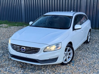 Used Volvo V60 2015 for sale - 78007677: Photo