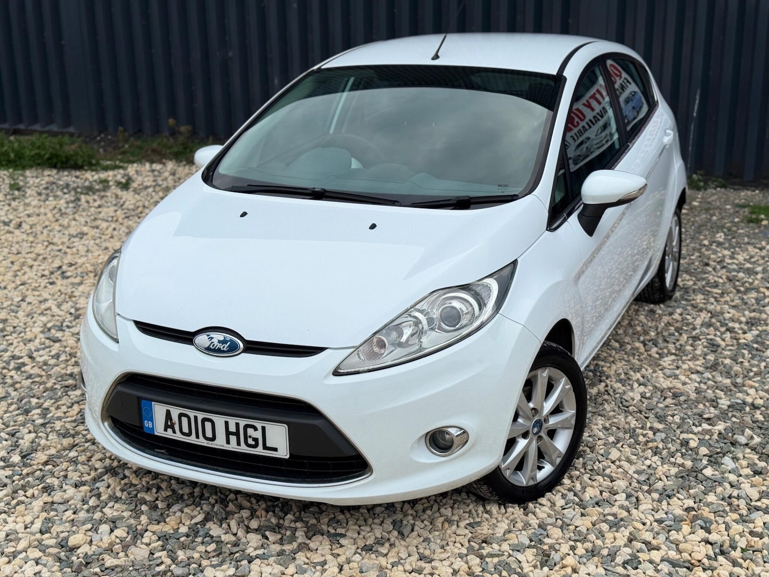Used Ford Fiesta 2010 for sale - 76867030: Photo 2
