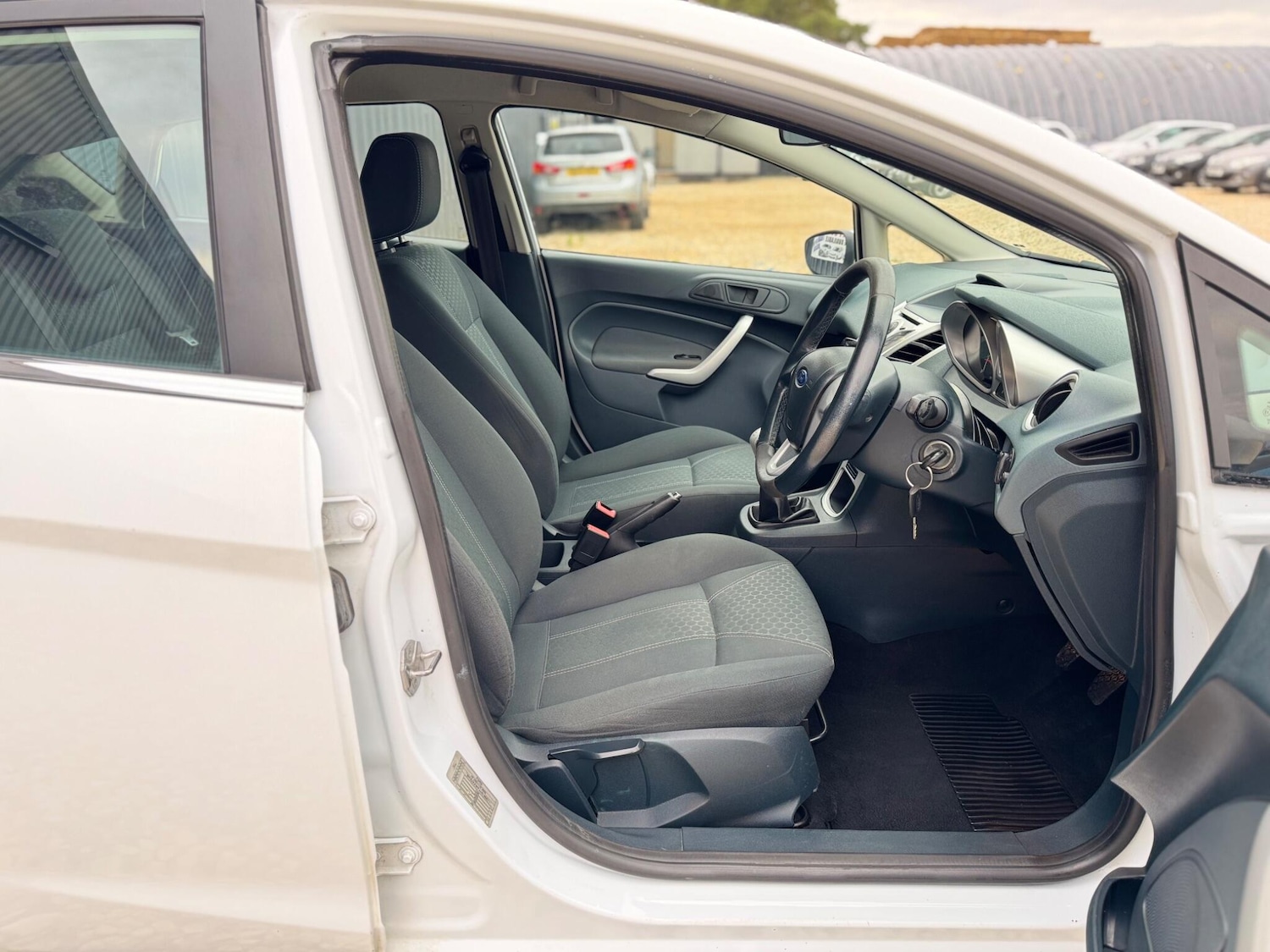 Used Ford Fiesta 2010 for sale - 76867030: Photo 27