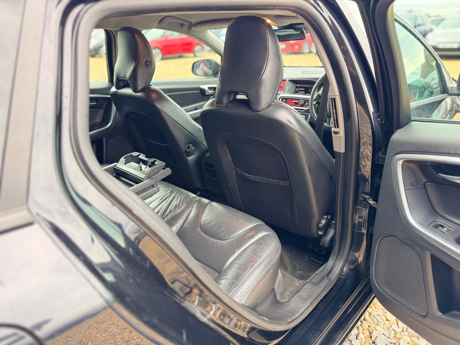 Used Volvo V60 2012 for sale - 76607634: Photo 21