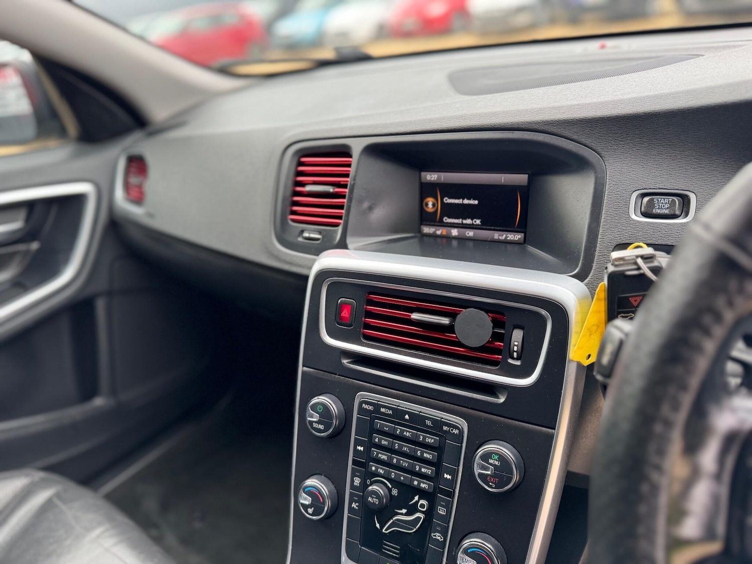 Used Volvo V60 2012 for sale - 76607634: Photo 27