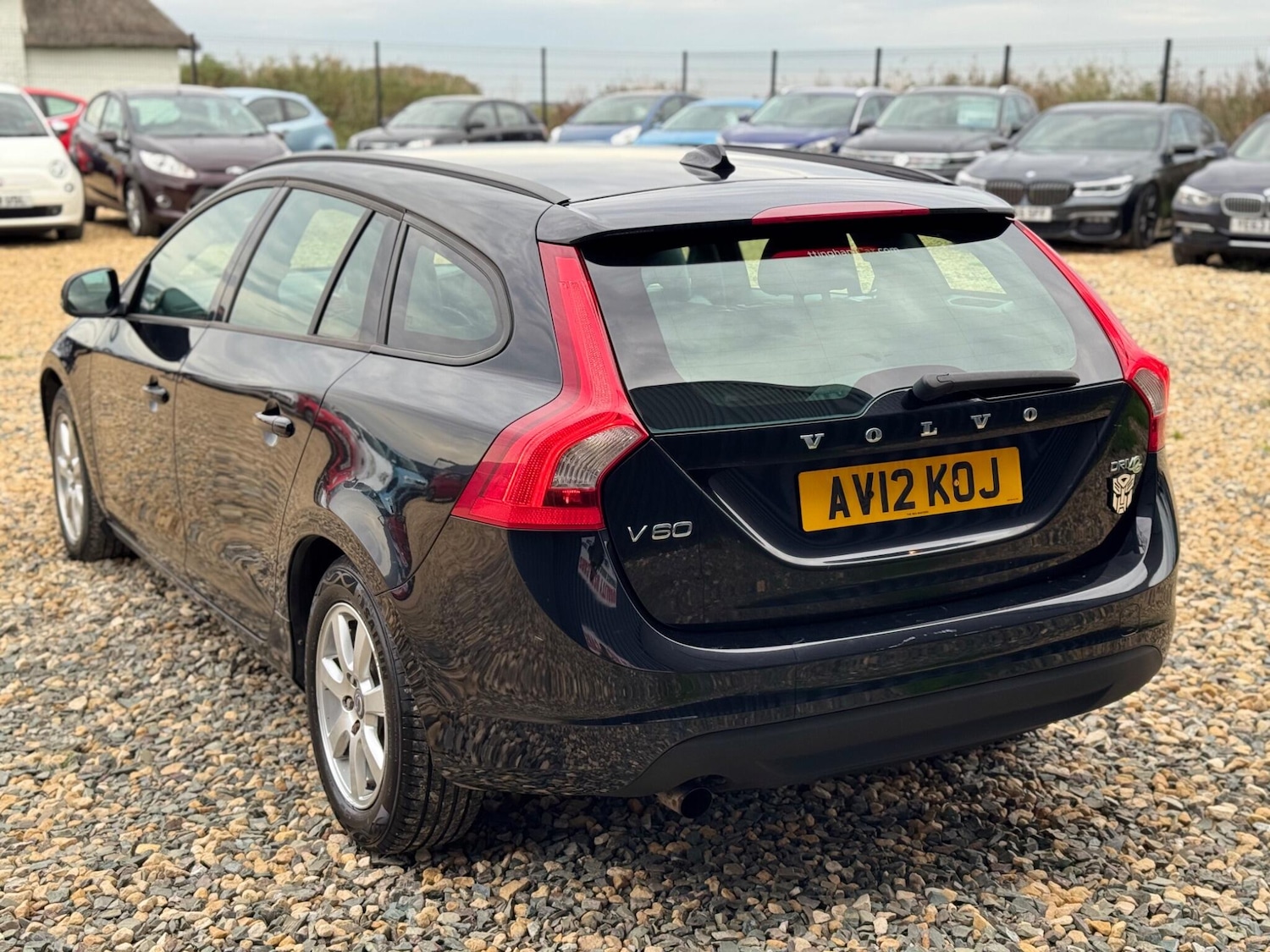 Used Volvo V60 2012 for sale - 76607634: Photo 7