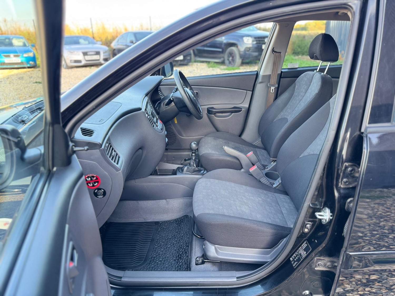 Used Kia Rio 2011 for sale - 76607618: Photo 15