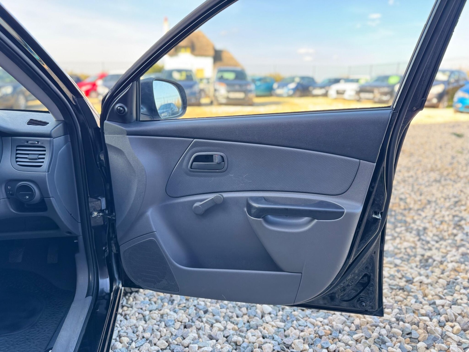 Used Kia Rio 2011 for sale - 76607618: Photo 27