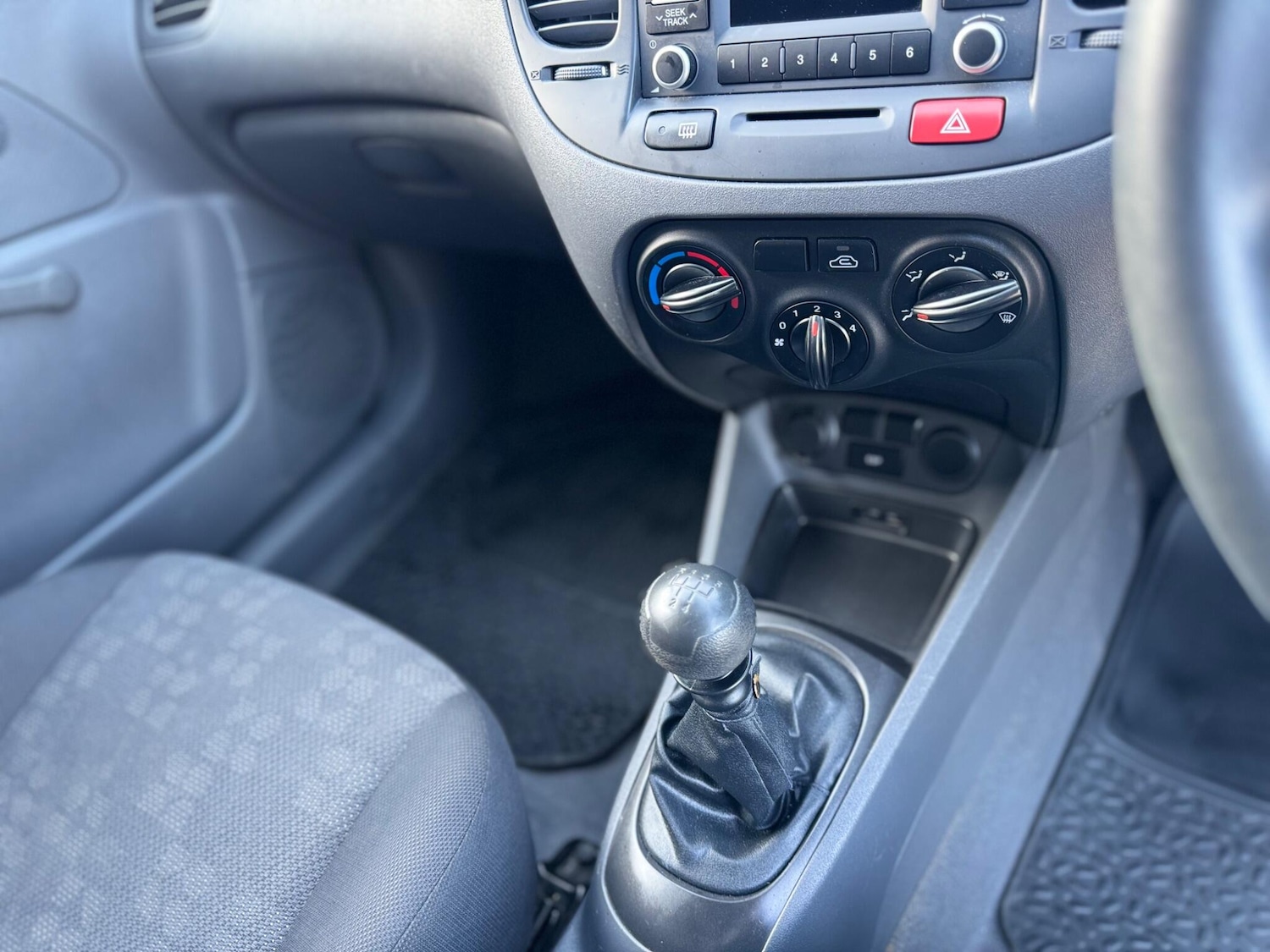 Used Kia Rio 2011 for sale - 76607618: Photo 32