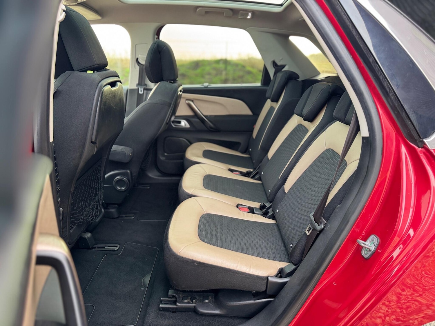 Used Citroen C4 Picasso 2016 for sale - 77229398: Photo 12