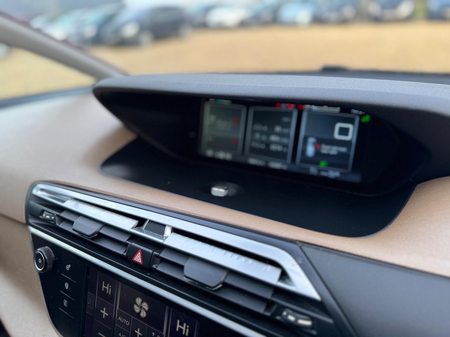 Used Citroen C4 Picasso 2016 for sale - 77229398: Photo 26