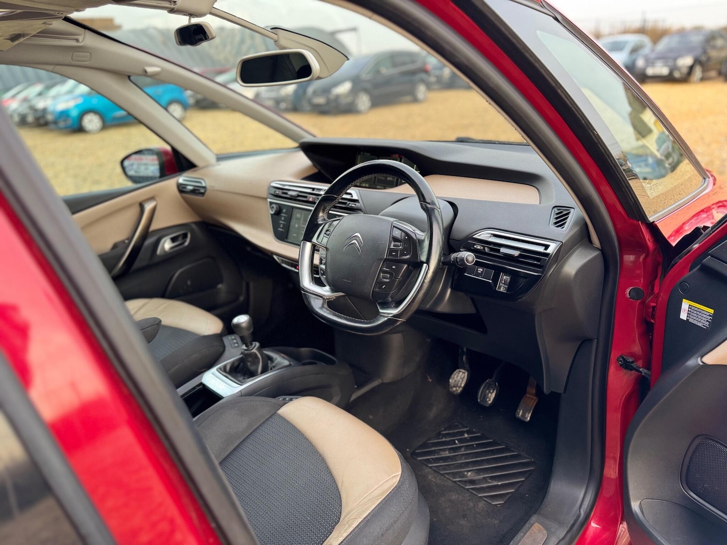 Used Citroen C4 Picasso 2016 for sale - 77229398: Photo 35