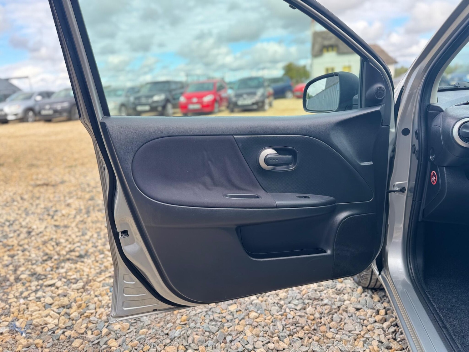 Used Nissan Note 2009 for sale - 76608404: Photo 9