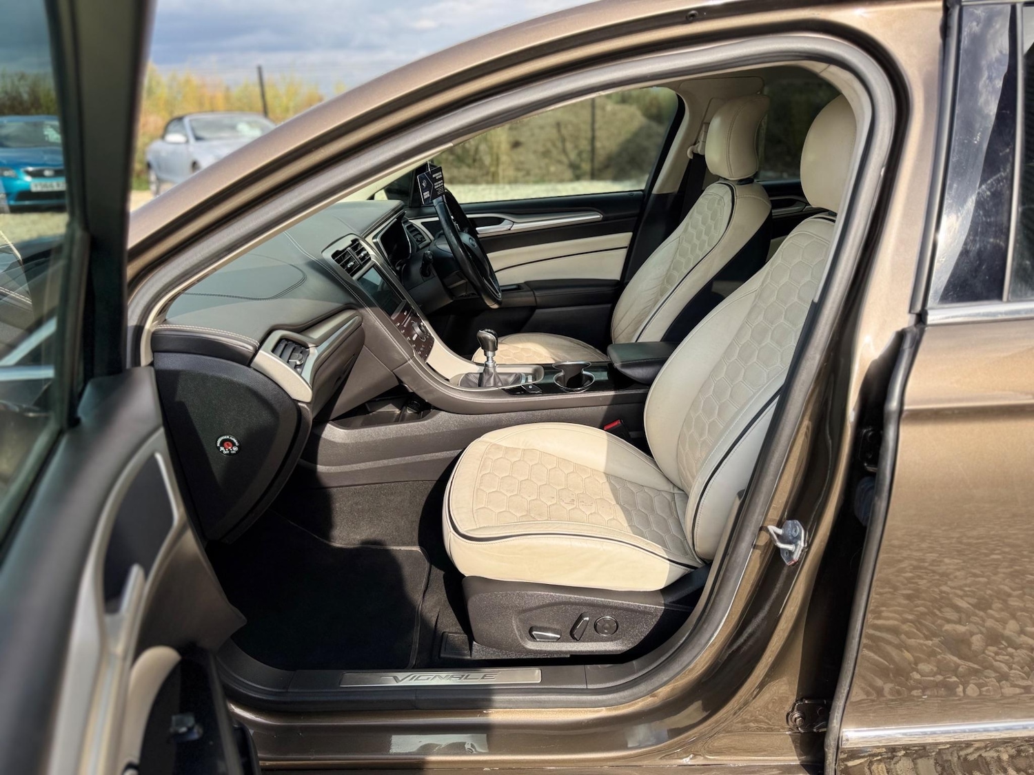 Used Ford Mondeo 2016 for sale - 76867017: Photo 12