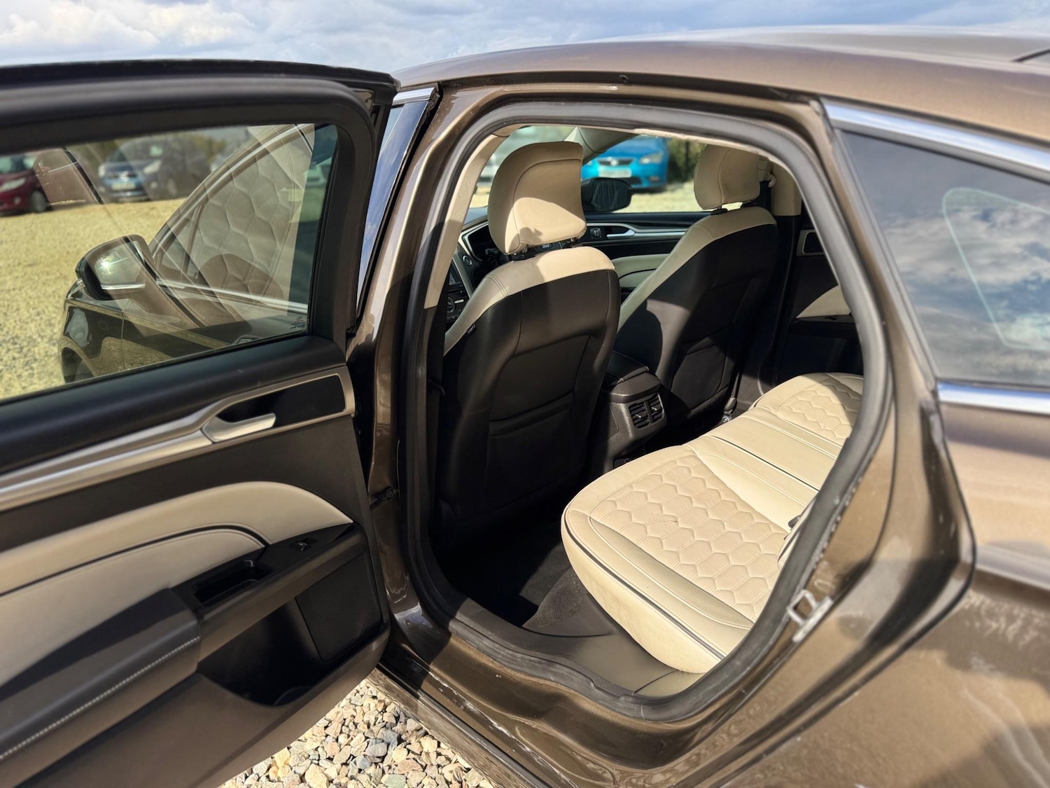 Used Ford Mondeo 2016 for sale - 76867017: Photo 15