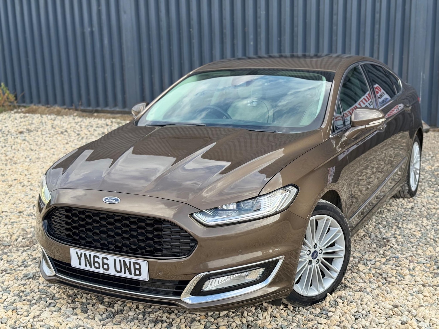 Used Ford Mondeo 2016 for sale - 76867017: Photo 2