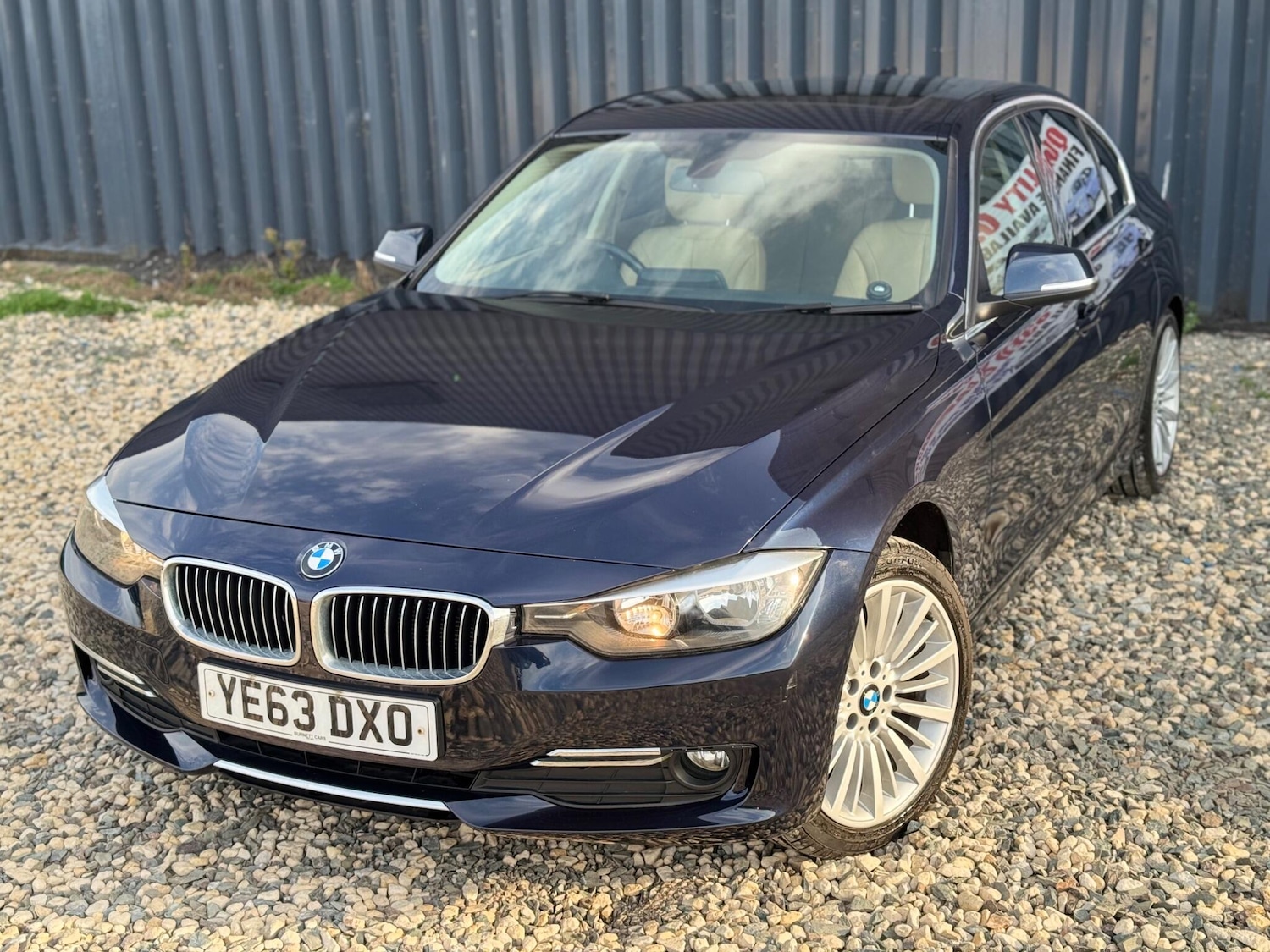 Used BMW 3 Series 2013 for sale - 76607452: Photo 2