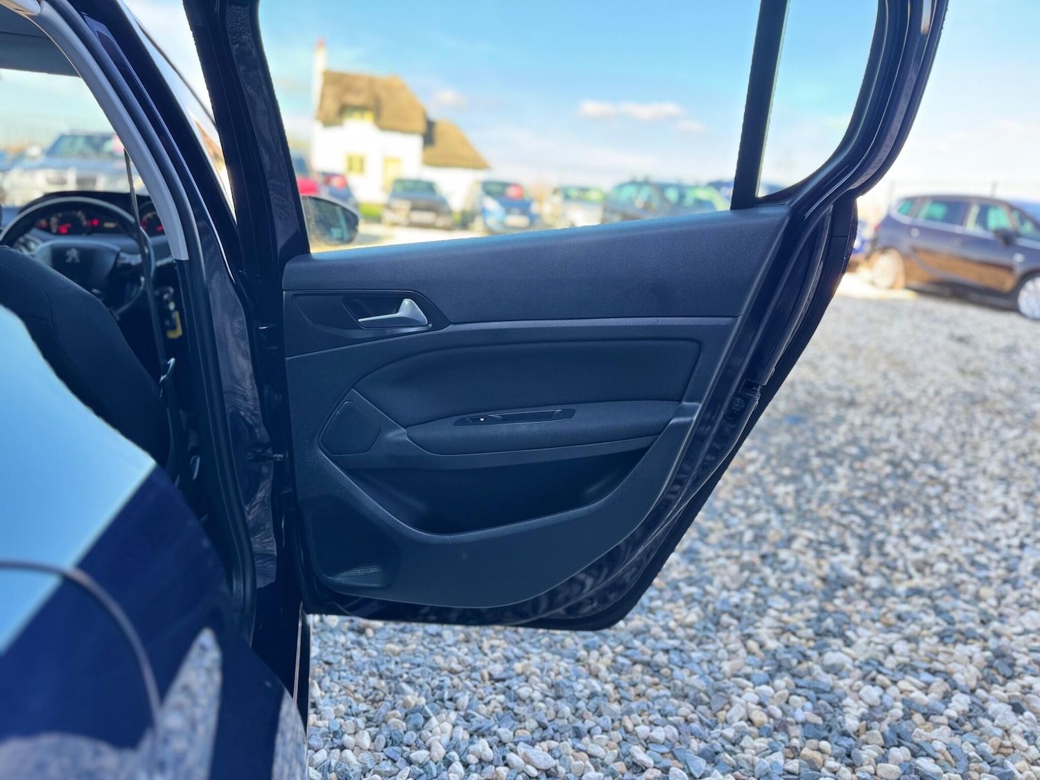 Used Peugeot 308 2014 for sale - 77977976: Photo 20