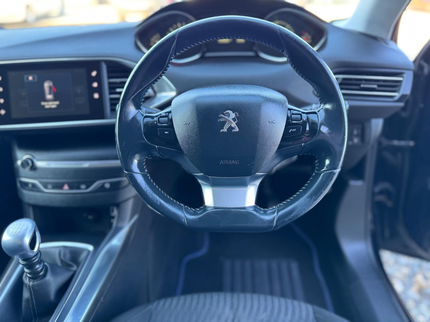 Used Peugeot 308 2014 for sale - 77977976: Photo 28