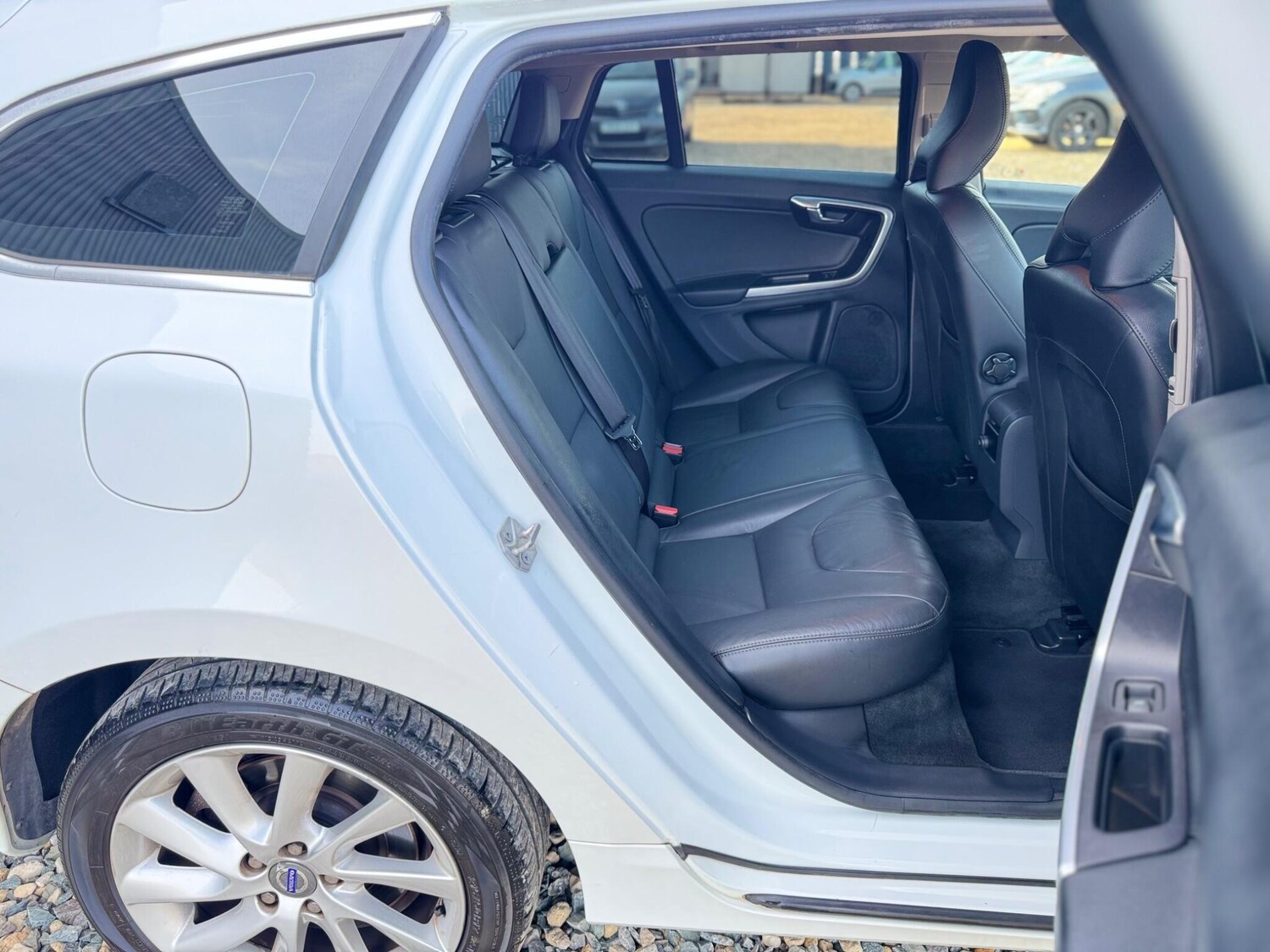 Used Volvo V60 for sale - 77670854: Photo 15