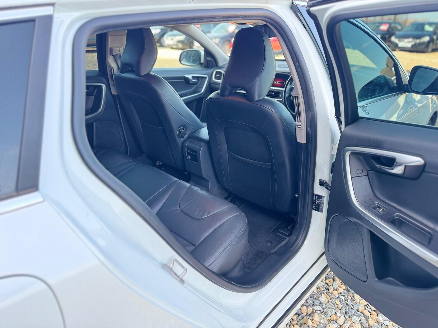 Used Volvo V60 for sale - 77670854: Photo 16