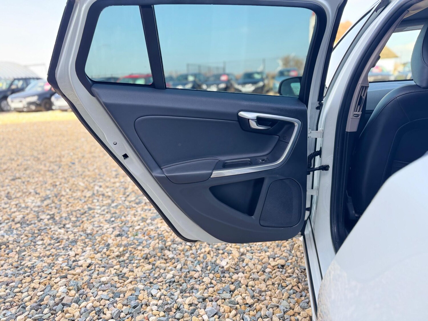 Used Volvo V60 for sale - 77670854: Photo 22