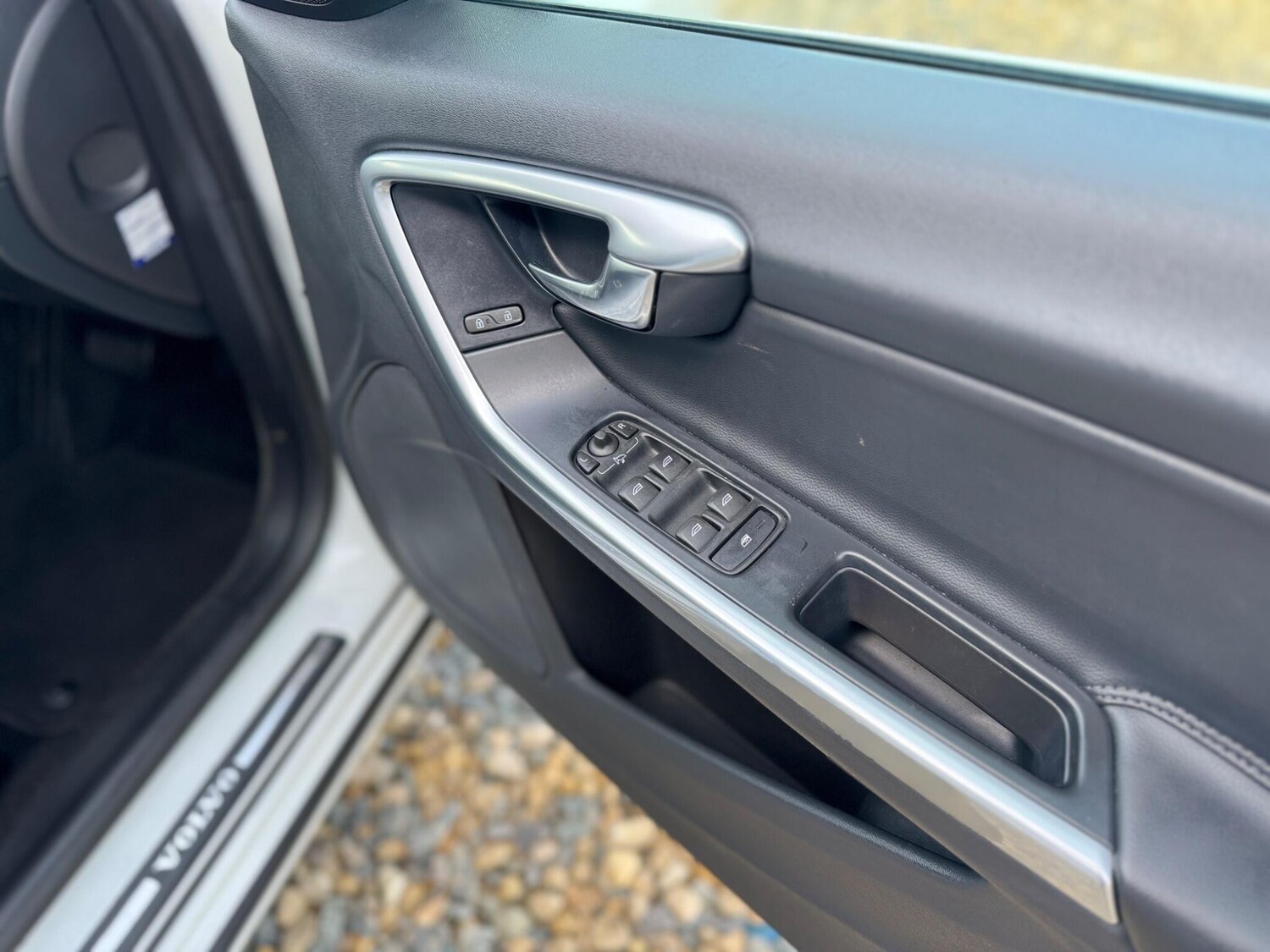 Used Volvo V60 for sale - 77670854: Photo 24