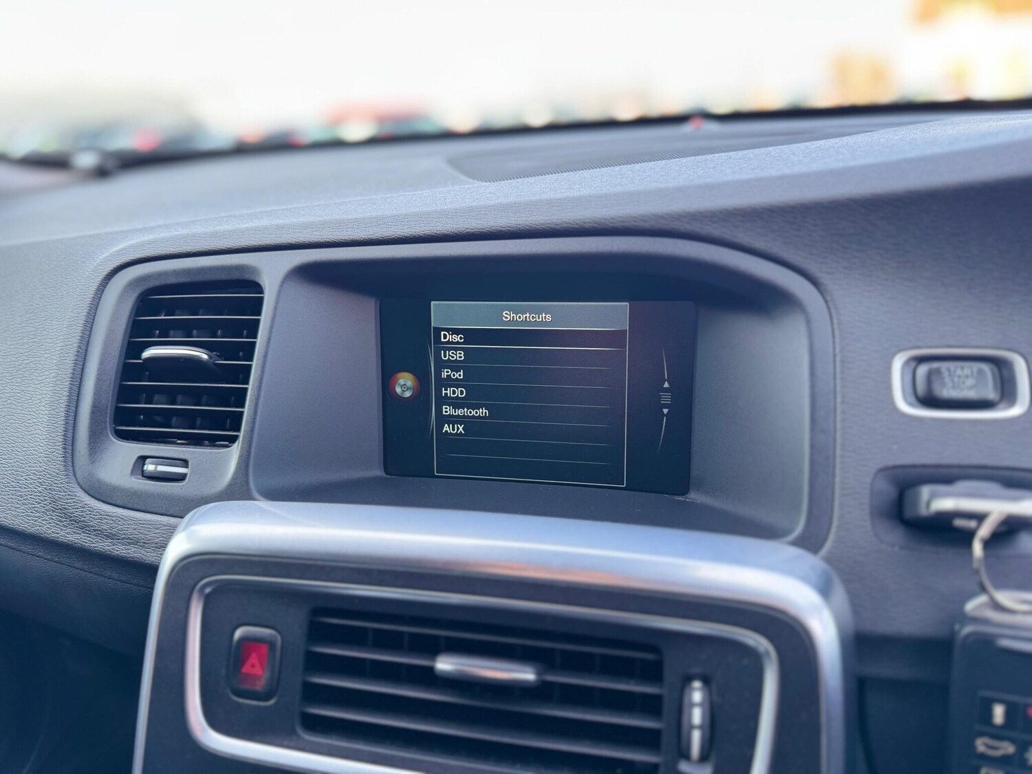 Used Volvo V60 for sale - 77670854: Photo 31