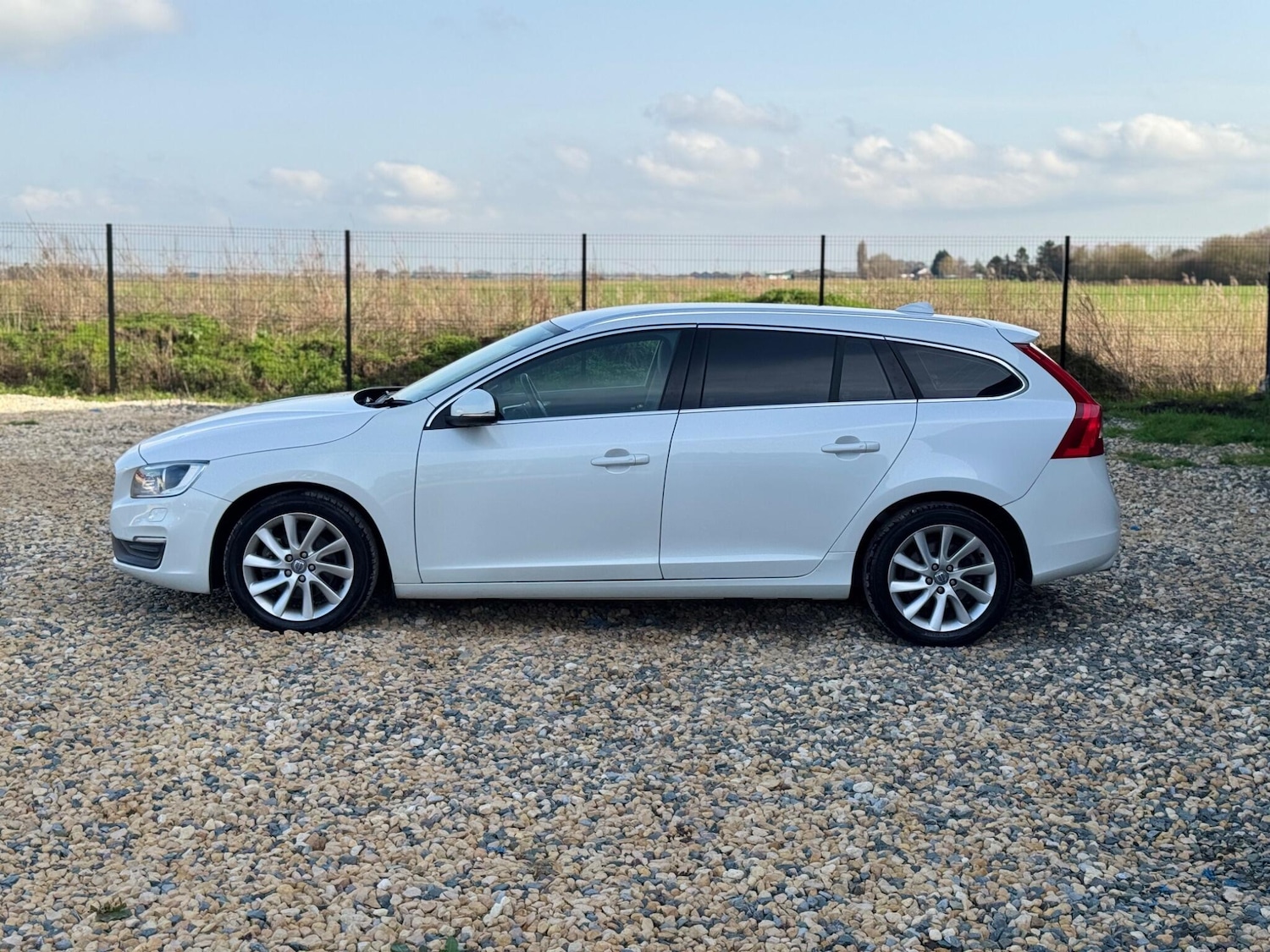 Used Volvo V60 for sale - 77670854: Photo 7