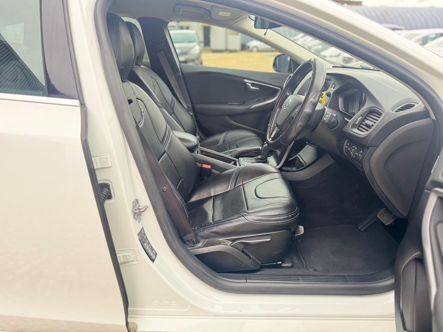 Used Volvo V40 for sale - 77705040: Photo 13