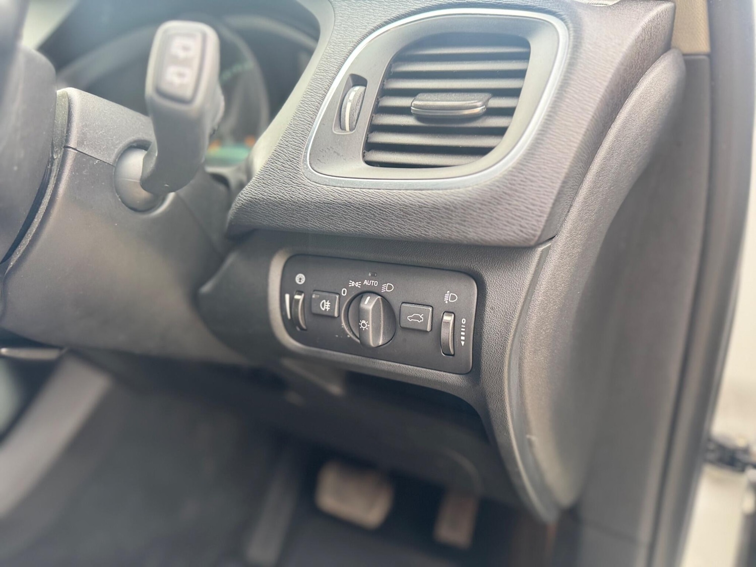 Used Volvo V40 for sale - 77705040: Photo 19