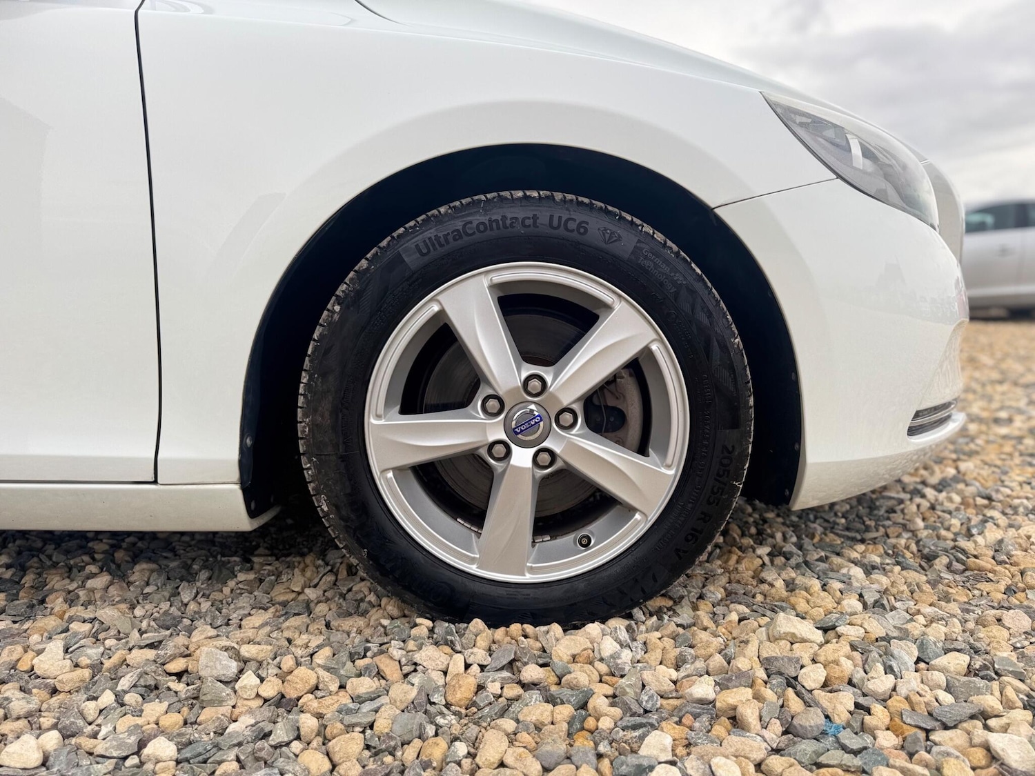 Used Volvo V40 for sale - 77705040: Photo 26