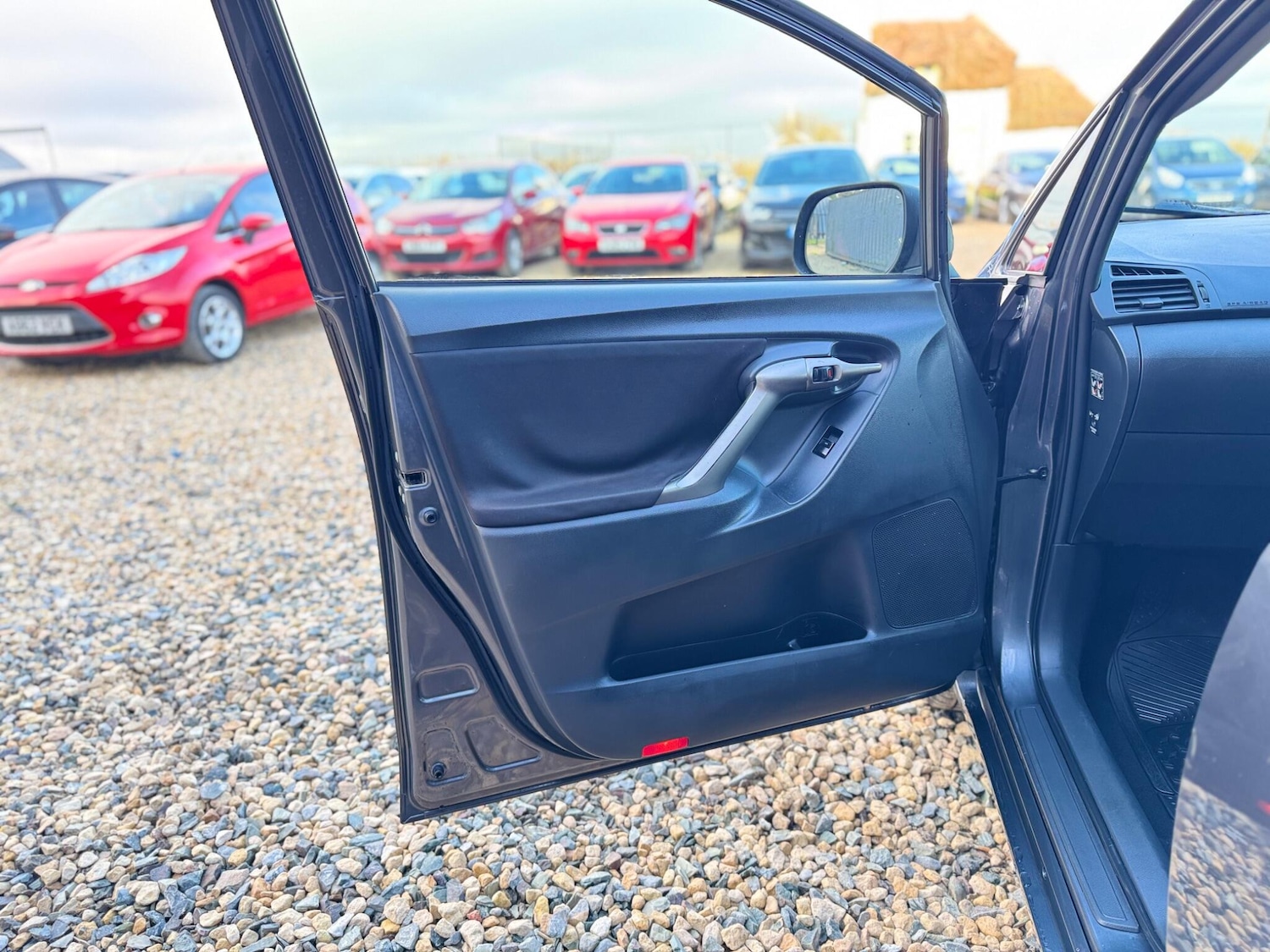 Used Toyota Verso 2009 for sale - 77229748: Photo 22