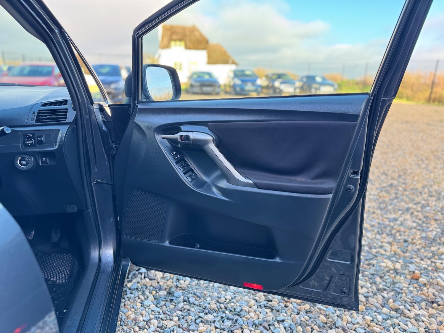 Used Toyota Verso 2009 for sale - 77229748: Photo 26