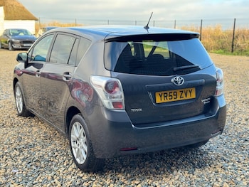 Used Toyota Verso 2009 for sale - 77229748: Photo