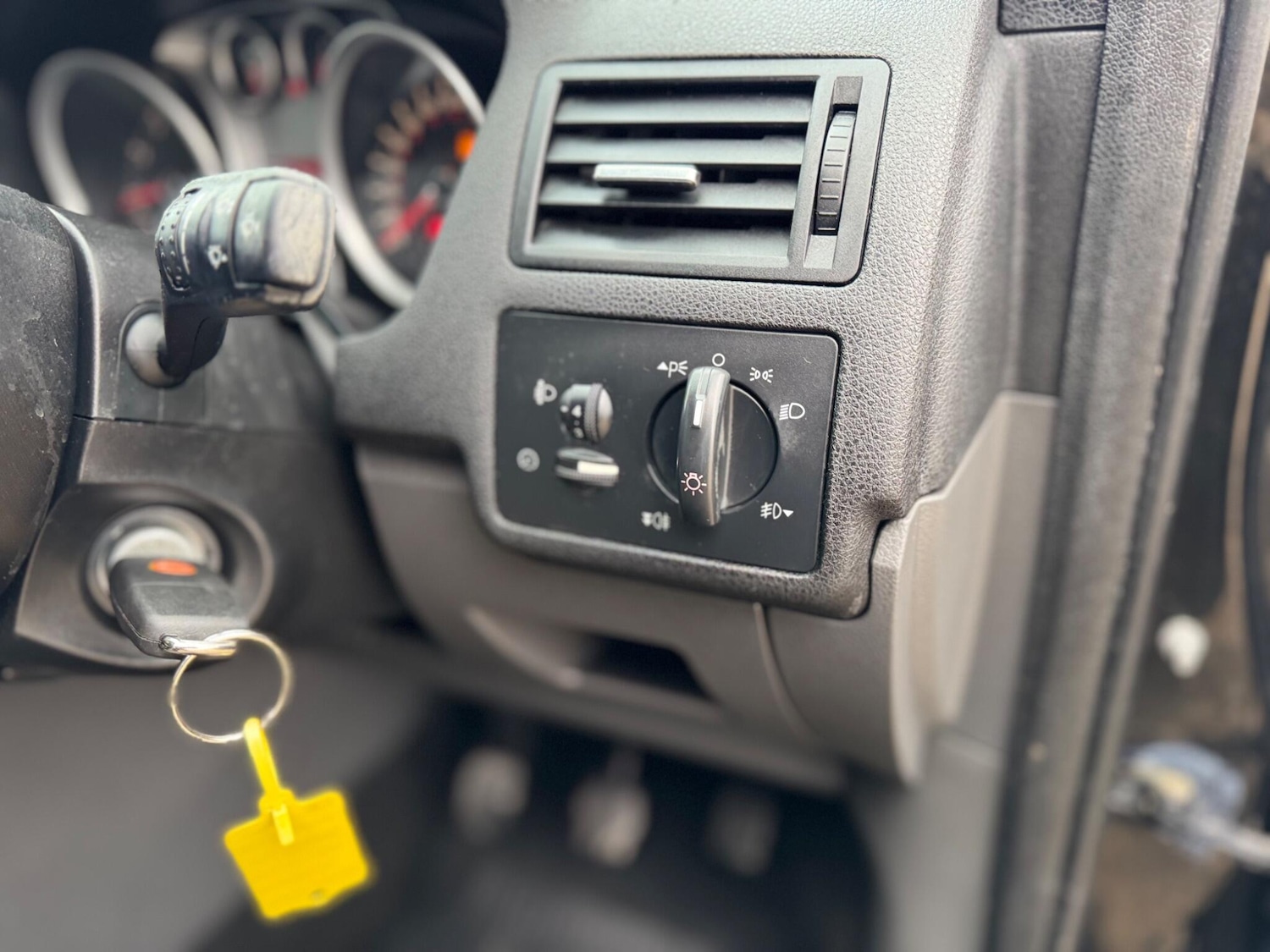 Used Ford C-Max 2010 for sale - 77266931: Photo 22