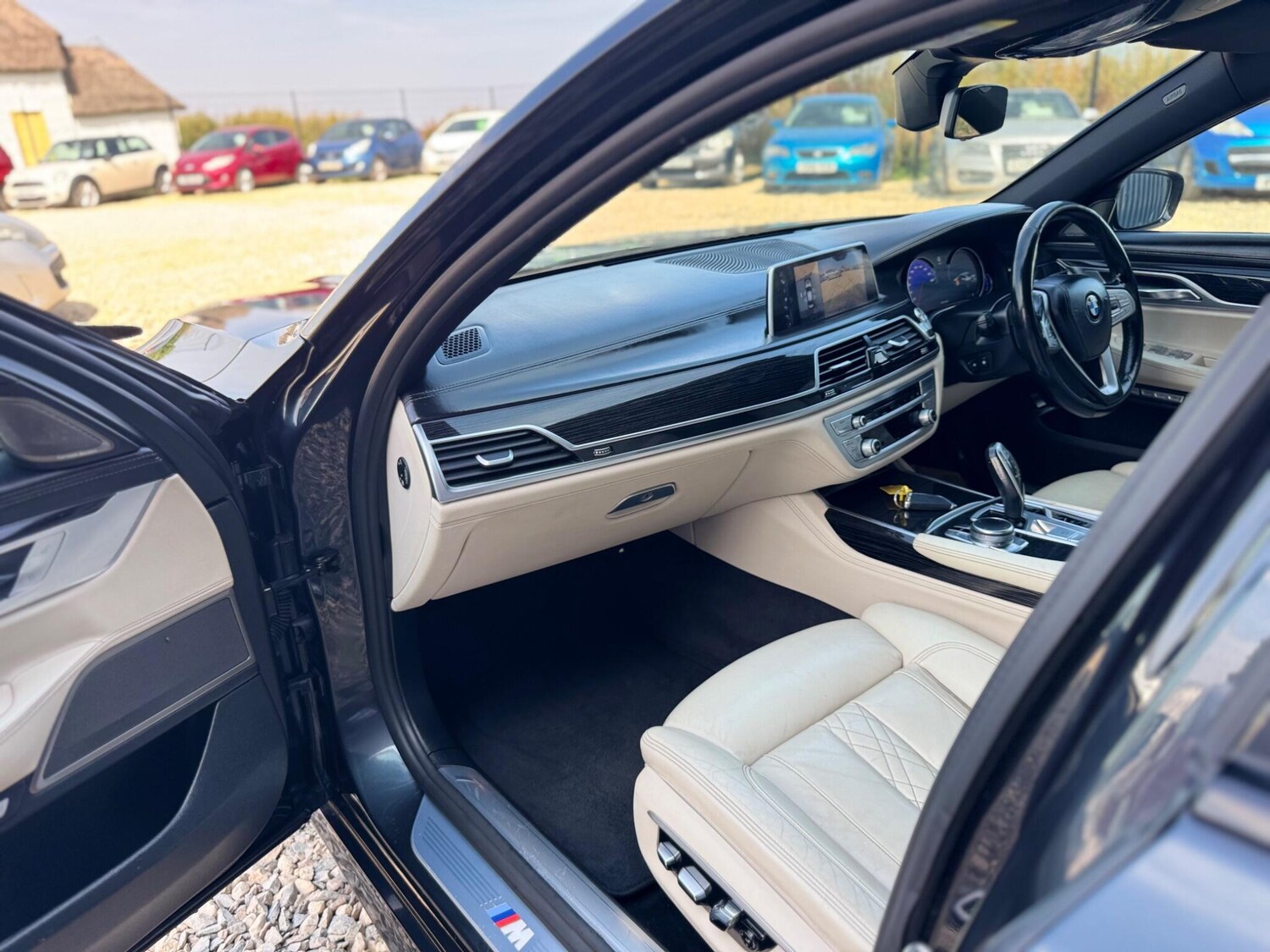 Used BMW 7 Series 2015 for sale - 76607948: Photo 41