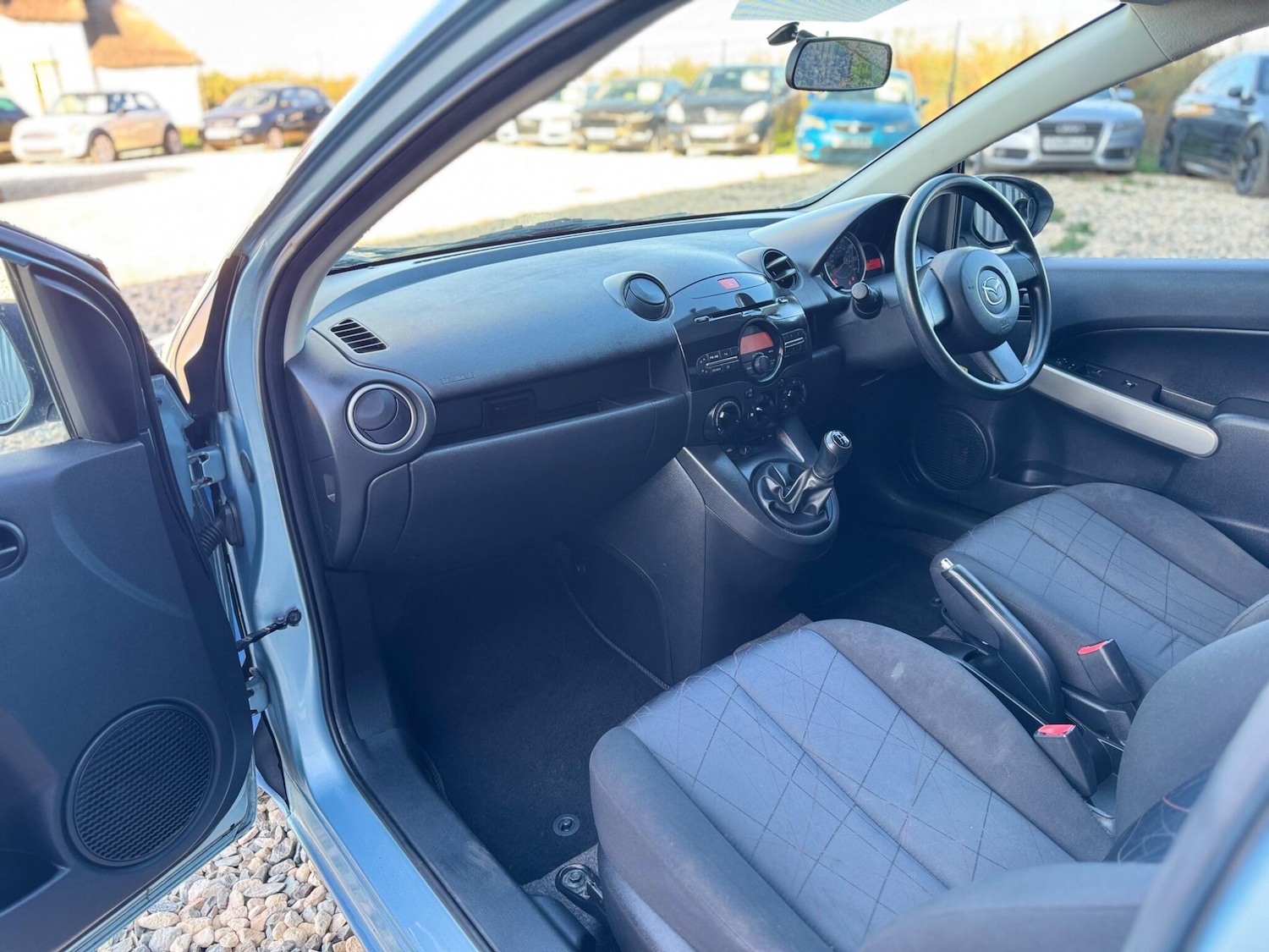 Used Mazda Mazda2 2011 for sale - 76867008: Photo 13