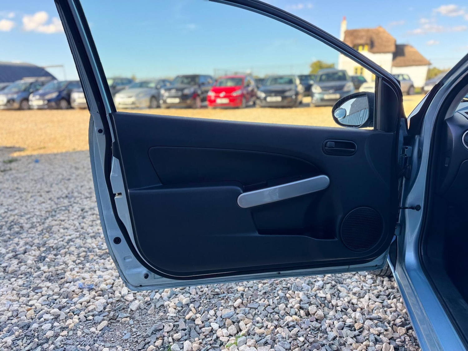 Used Mazda Mazda2 2011 for sale - 76867008: Photo 14